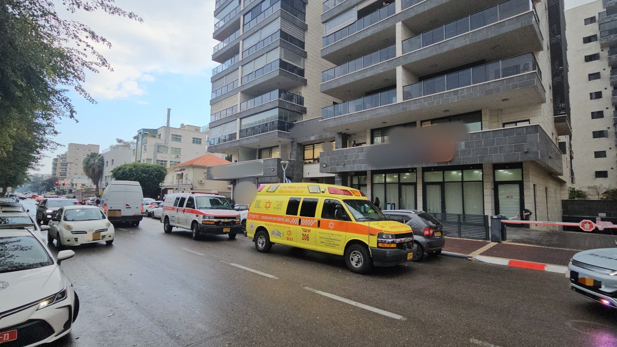 רצח בנהריה: שני גברים נורו מטווח קצר בדירה בעיר