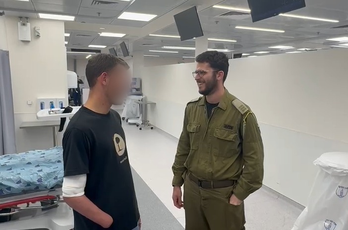 קצין צה"ל שאיבד את ידו בעזה – הסתער על המחבל בפיגוע