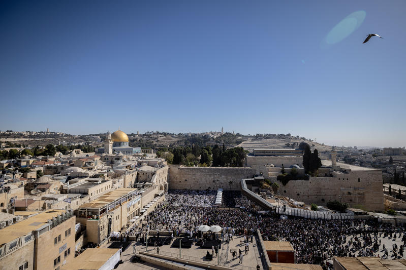 הרב הסרוג חושף: אתמודד לרבנות העיר ירושלים