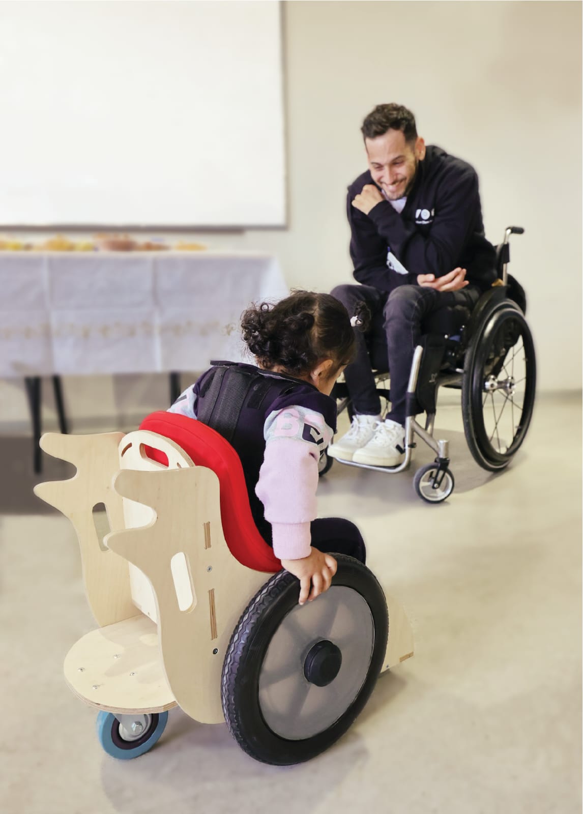 מכללת עזריאלי להנדסה ומיזם TOM למען ילדים בעלי מוגבלויות