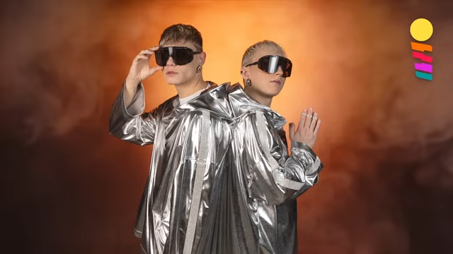 השיר של איסלנד מועתק מאיתי לוי? האזינו והכריעו