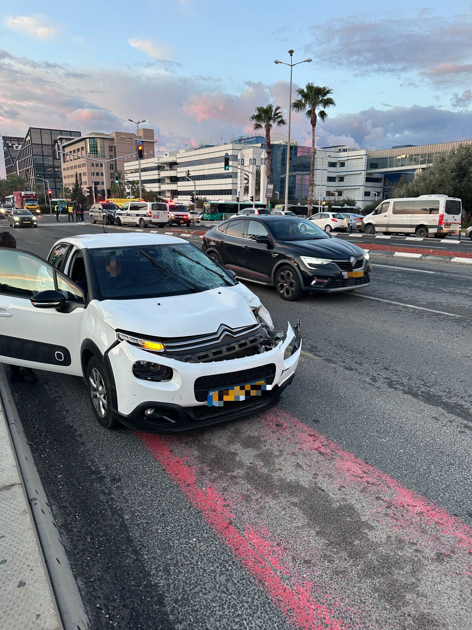 הקטל בכבישים: הולכת רגל נהרגה לאחר שנפגעה מרכב בחיפה