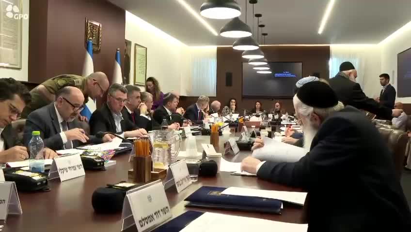 אם ימנע את הדחת היועמ"שית: שרים קראו להפר את פסיקת בג"ץ