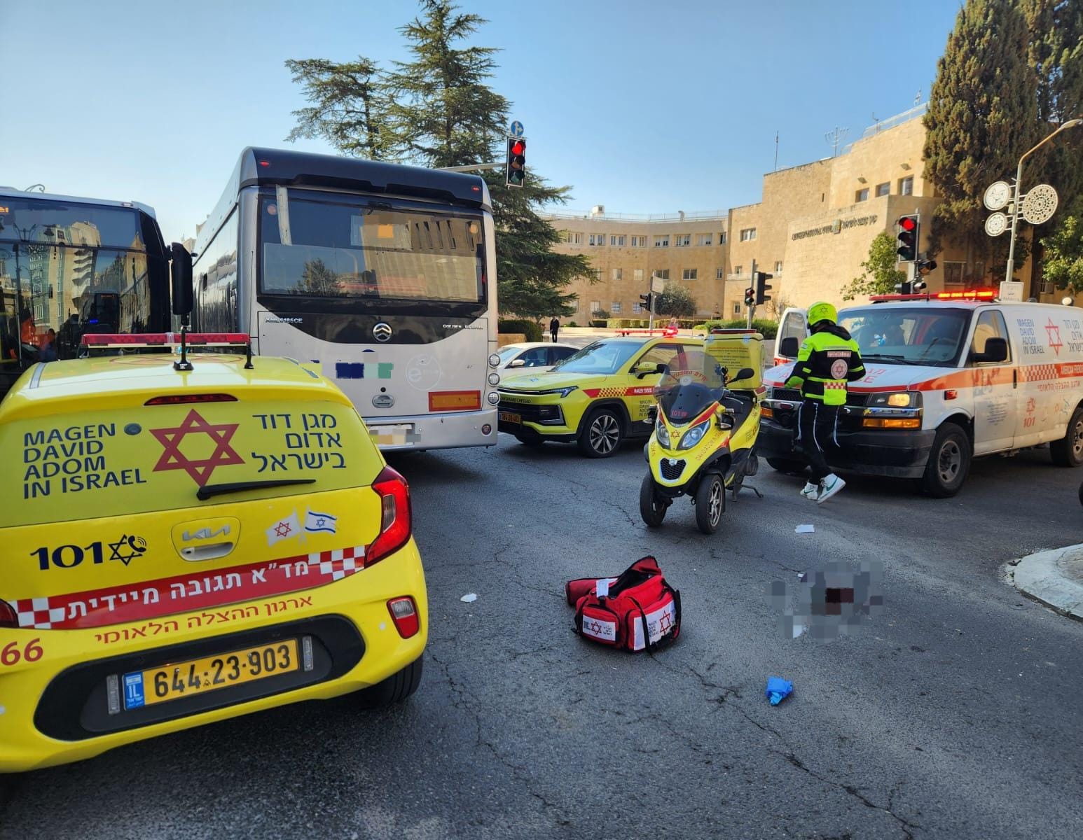 ירושלים: בת 45 נפגעה בראשה מאוטובוס ופונתה לביה"ח במצב קשה