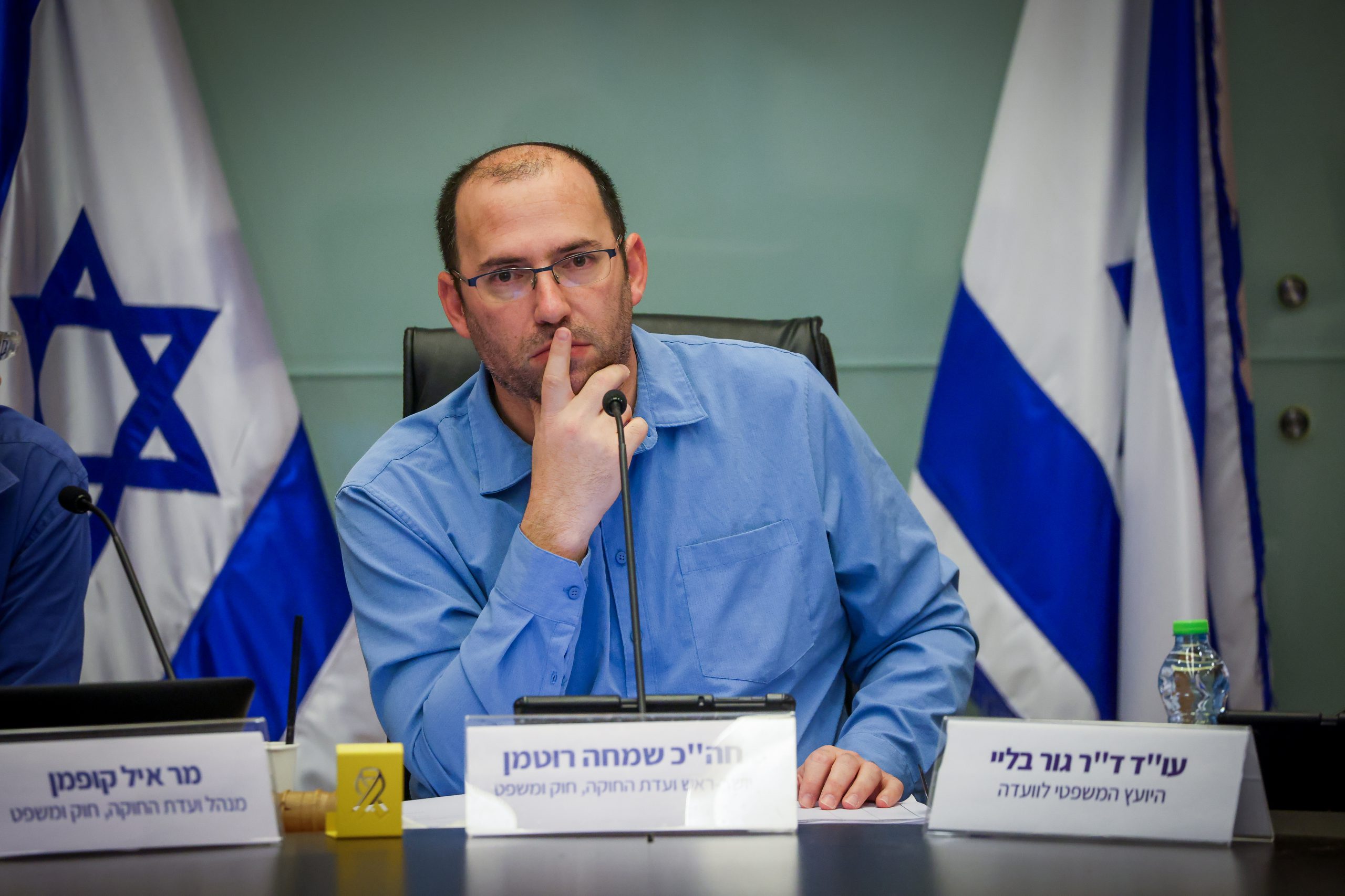 אחרי 900 הסתייגויות: נעצרו ההצבעות על החוק לבחירת שופטים