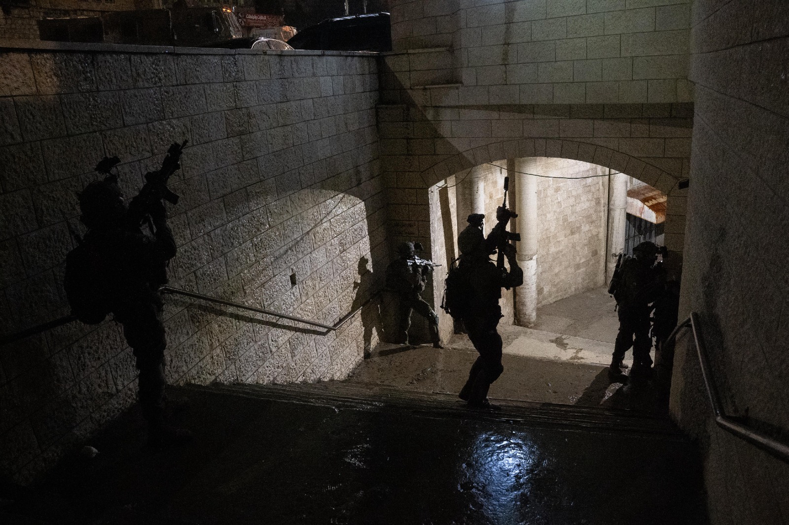 עשרות מחבלים נעצרו: תיעוד פעילות לוחמי הקומנדו ביו"ש