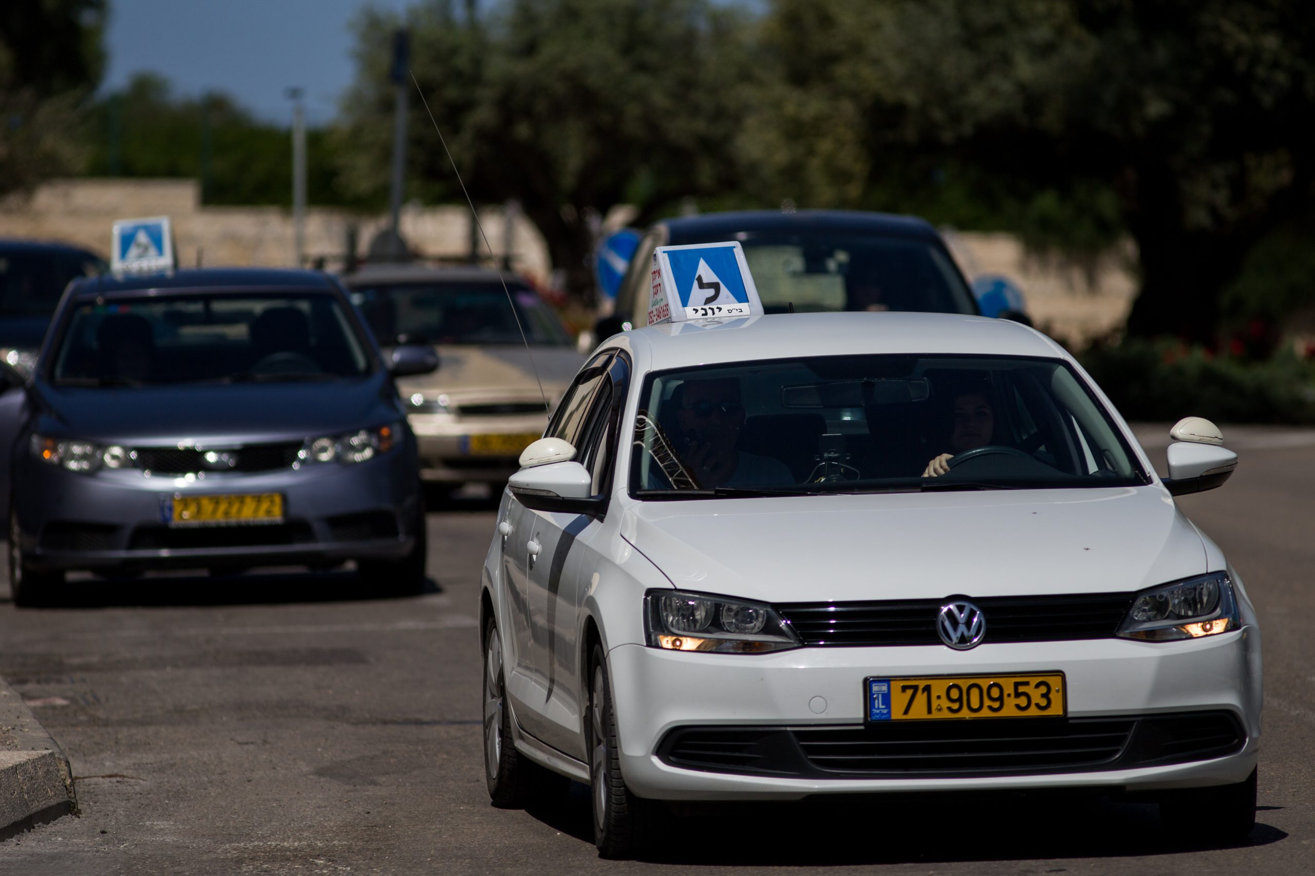כתב אישום נגד קטין תושב נצרת: סחט באיומים מורי נהיגה