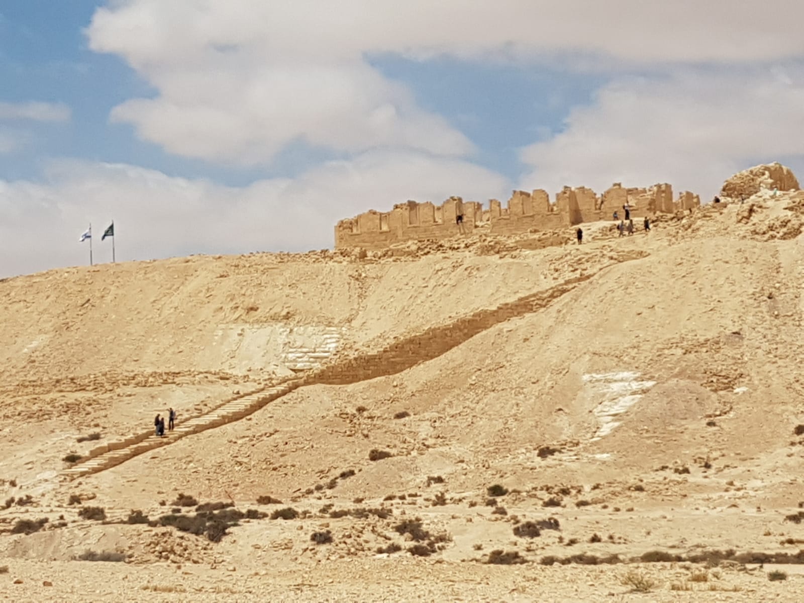בעקבות מסע בני ישראל במדבר: טיולים לחג הפסח