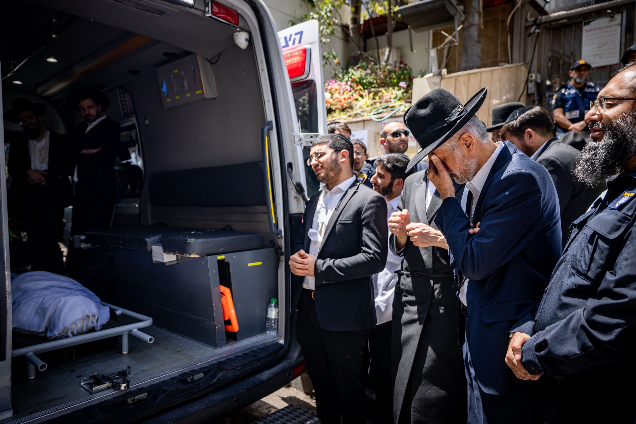 הלווית הרב מאיר מאזוז זצ"ל (חיים גולדברג/פלאש90)