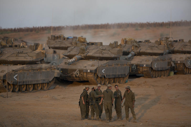 הפור נפל: 100,000 צווי 8 בדרך
