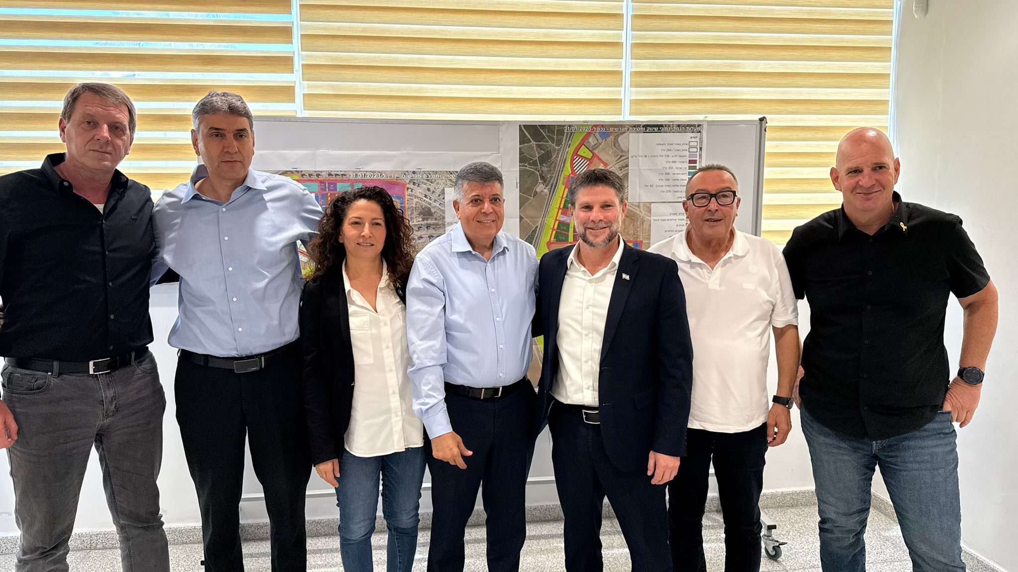 בפעם השנייה: סמוטריץ' הגיע לסיור בקיבוץ נחל עוז