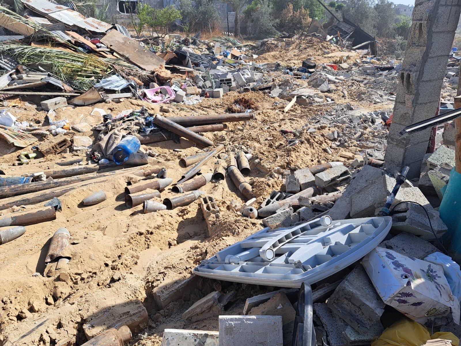 רכיבי הרקטות שאותרו והושמדו על-ידי לוחמי חטיבת כפיר (דובר צה"ל)