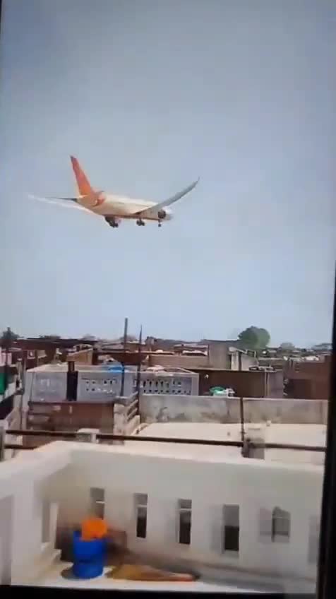 WhatsApp Video 2025-06-12 at 12.20.00