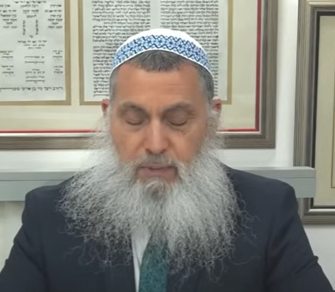 הרב ניר בן ארצי: "תברחו משם מהר"
