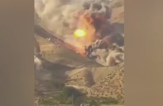 פיצוצים עזים בהר: כך נראתה התקיפה שבה נפצע נשיא איראן