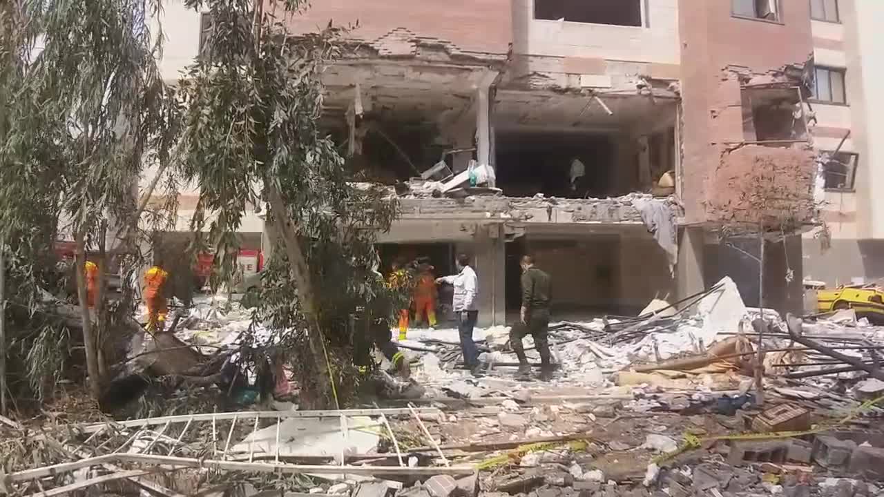 דיווח חריג באיראן: 7 פצועים בפיצוץ בניין בעיר קום