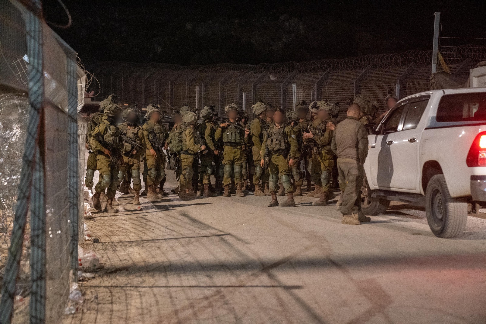 באלימות כלפי צה"ל: מאות ישראלים חצו את הגבול לסוריה