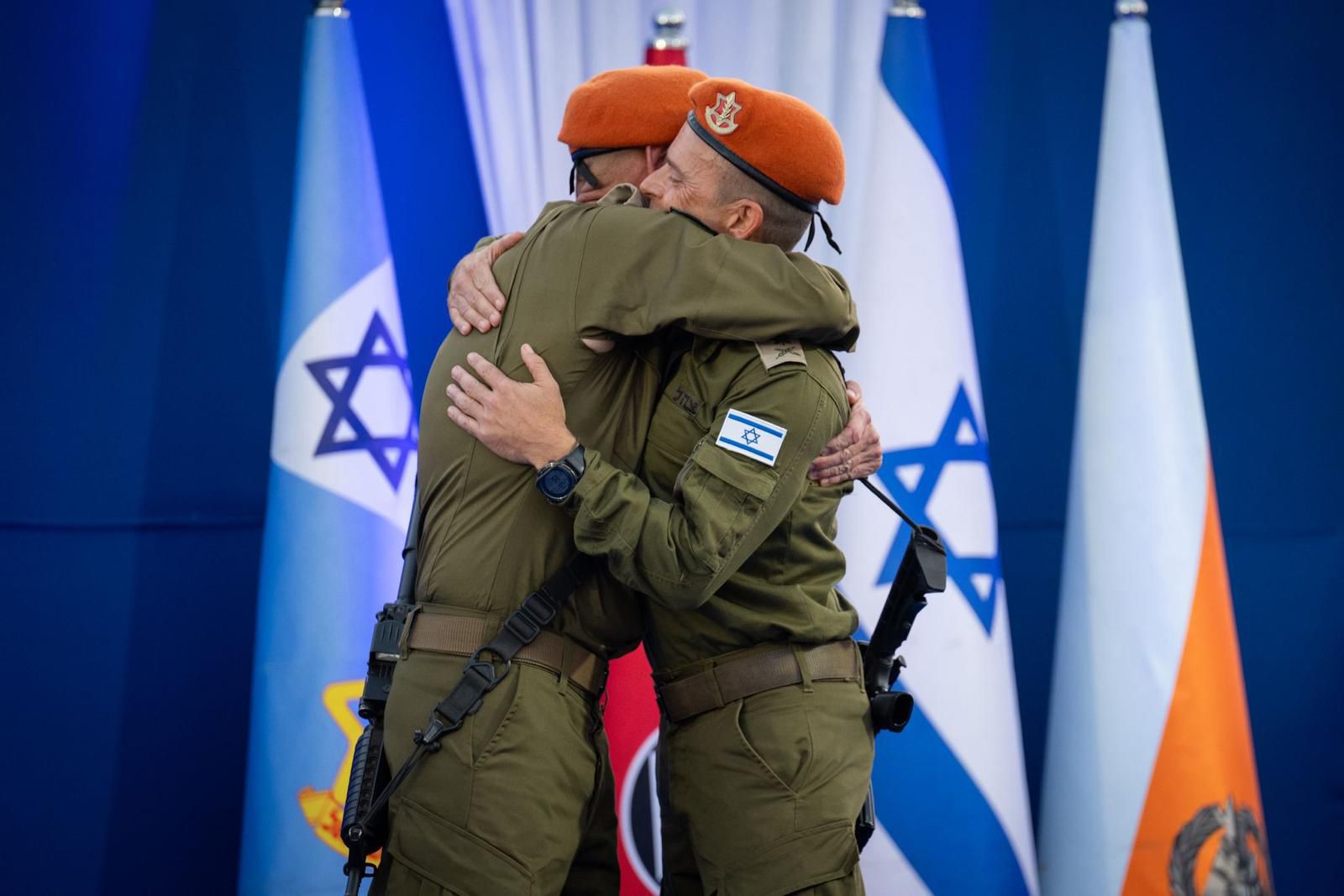 עכשיו זה רשמי: הקצין הסרוג מונה לאלוף