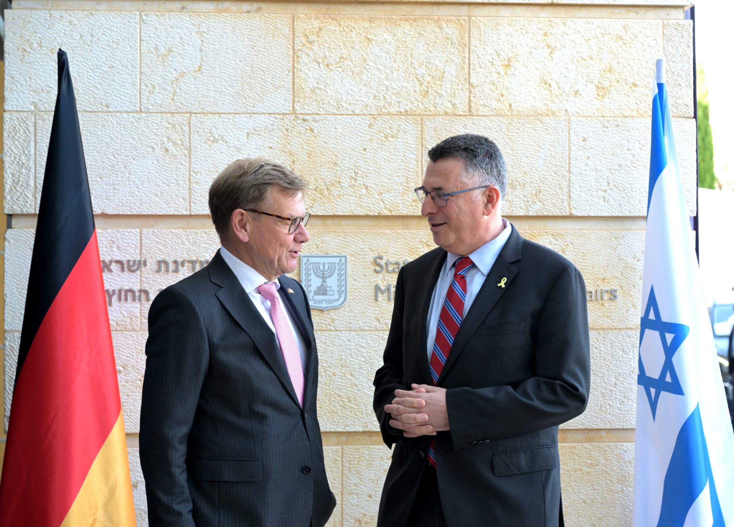 סער לשר החוץ הגרמני: "לא תקום מדינה פלסטינית"