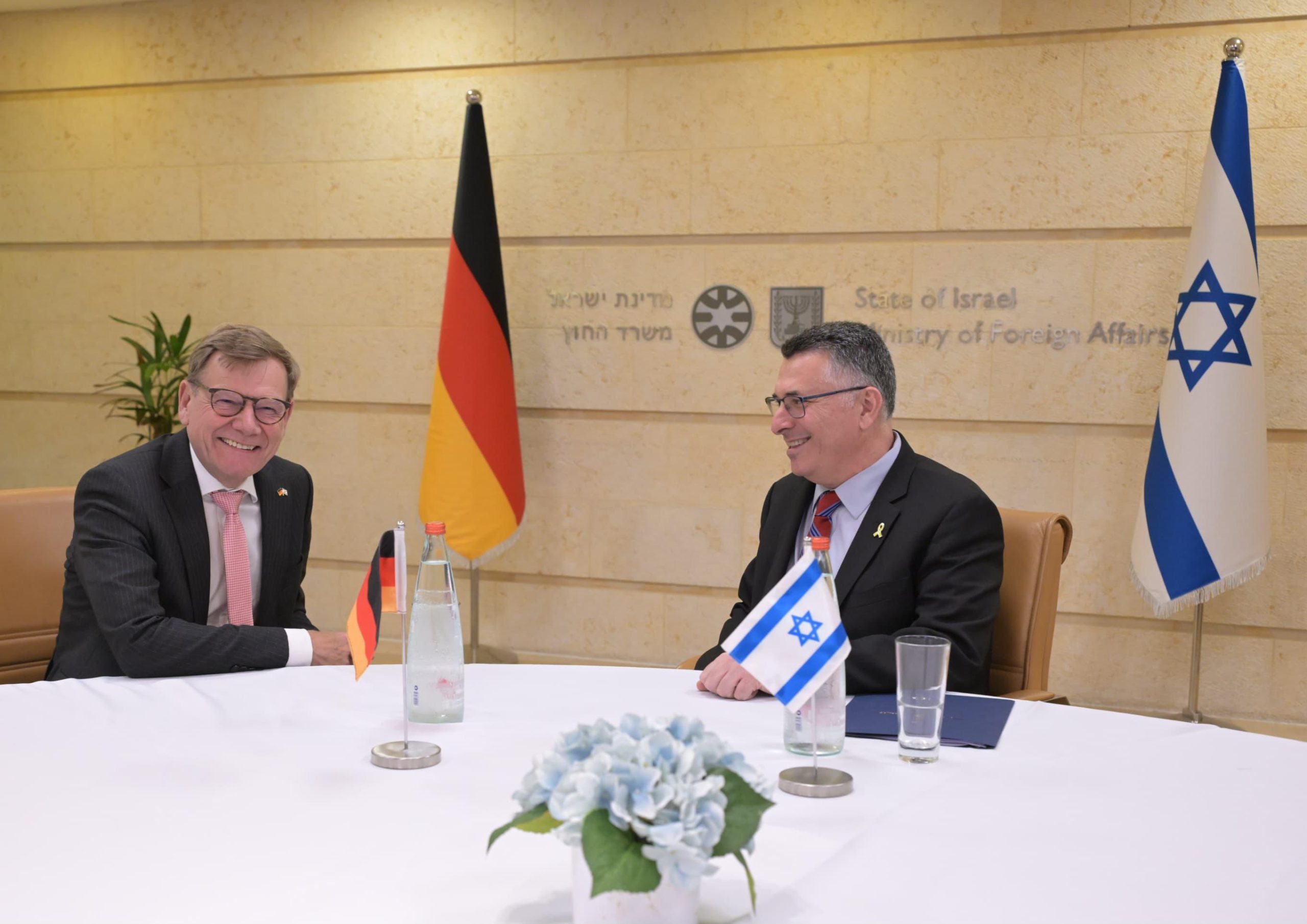 סער לשר החוץ הגרמני: "לא תקום מדינה פלסטינית"
