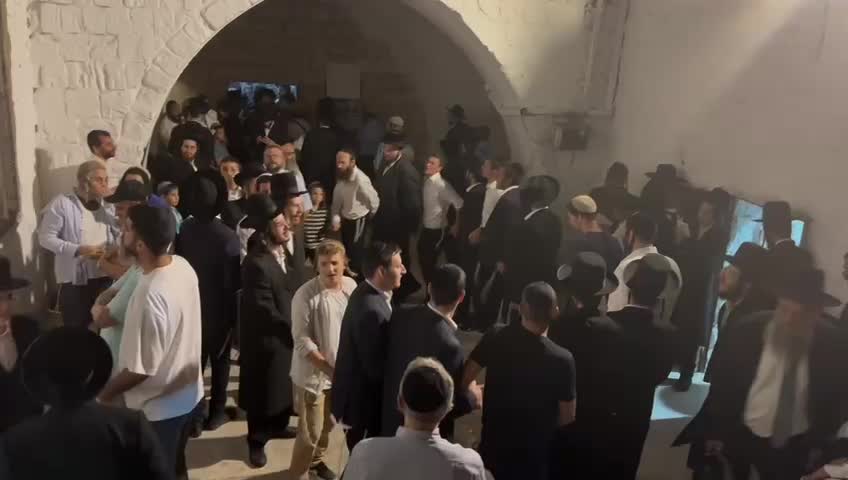 ריקודים בקבר יוסף