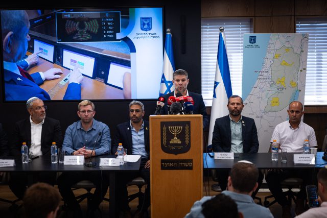 סמוטריץ’: “הגיע הזמן להחיל ריבונות מלאה ביהודה ושומרון”