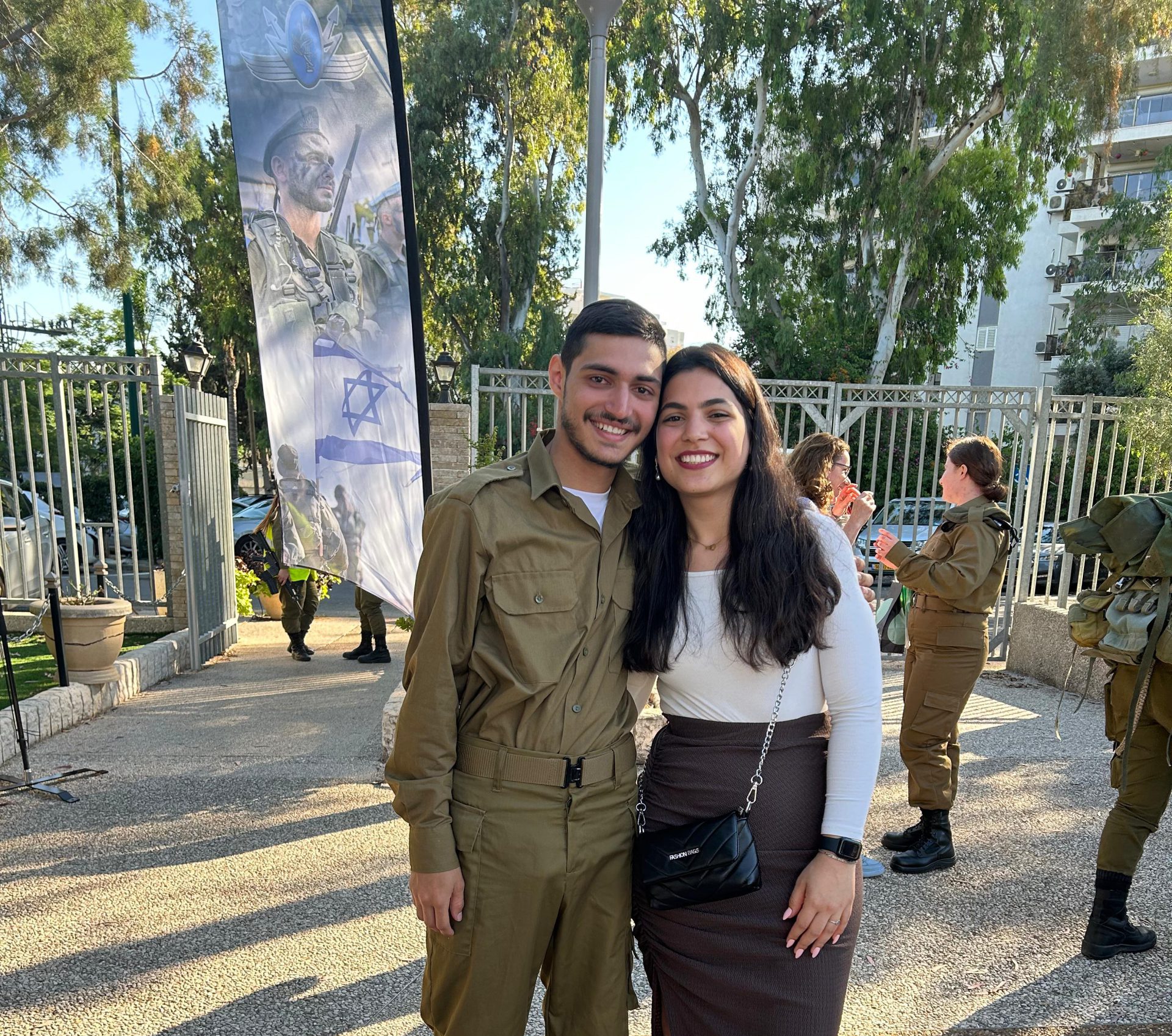 ״אני רוצה להיות מאורסת לך״: סיפורם של אתי ודניאל ז"ל