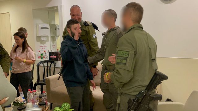 מפקדי השריון הגיעו למפגש ראשון עם מתן אנגרסט