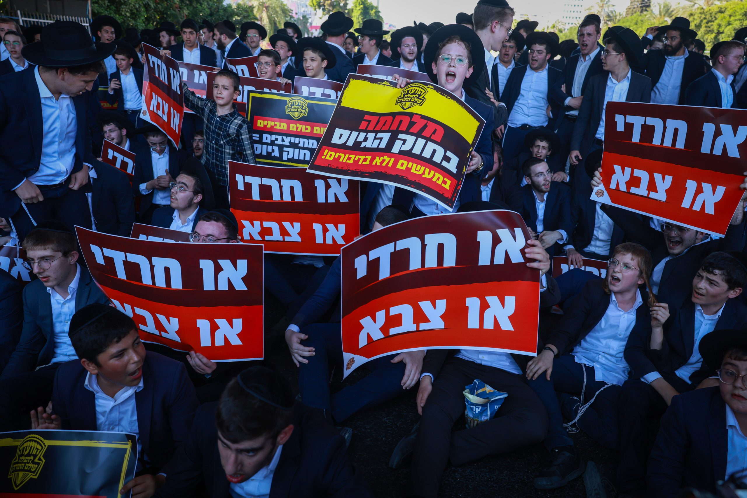 פיצול בהפגנת החרדים: הפלג הירושלמי יחרים את העצרת