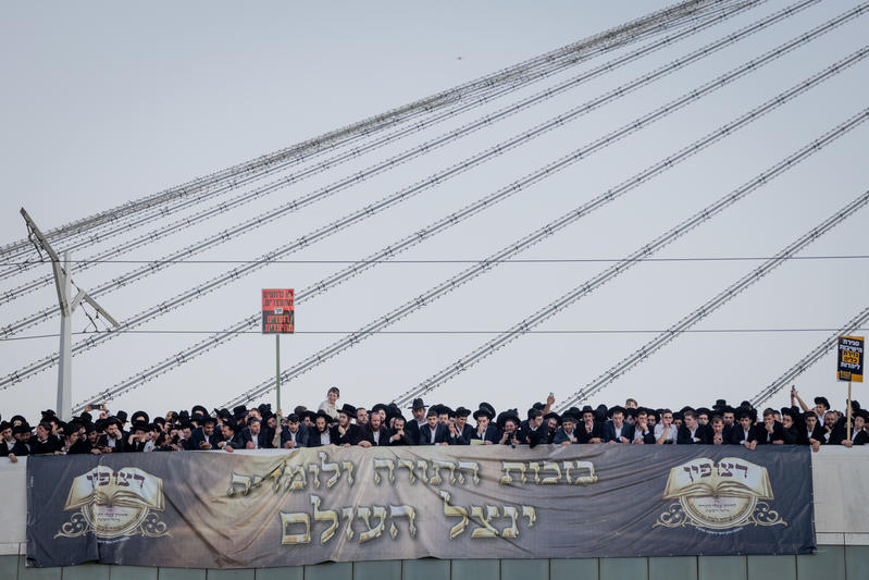 חיילים חרדים השתתפו בעצרת; דו"צ: "המקרה נמצא בבירור"