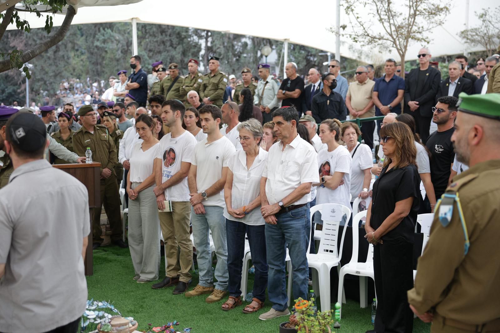 משפחת גולדין בהלוויה של הדר