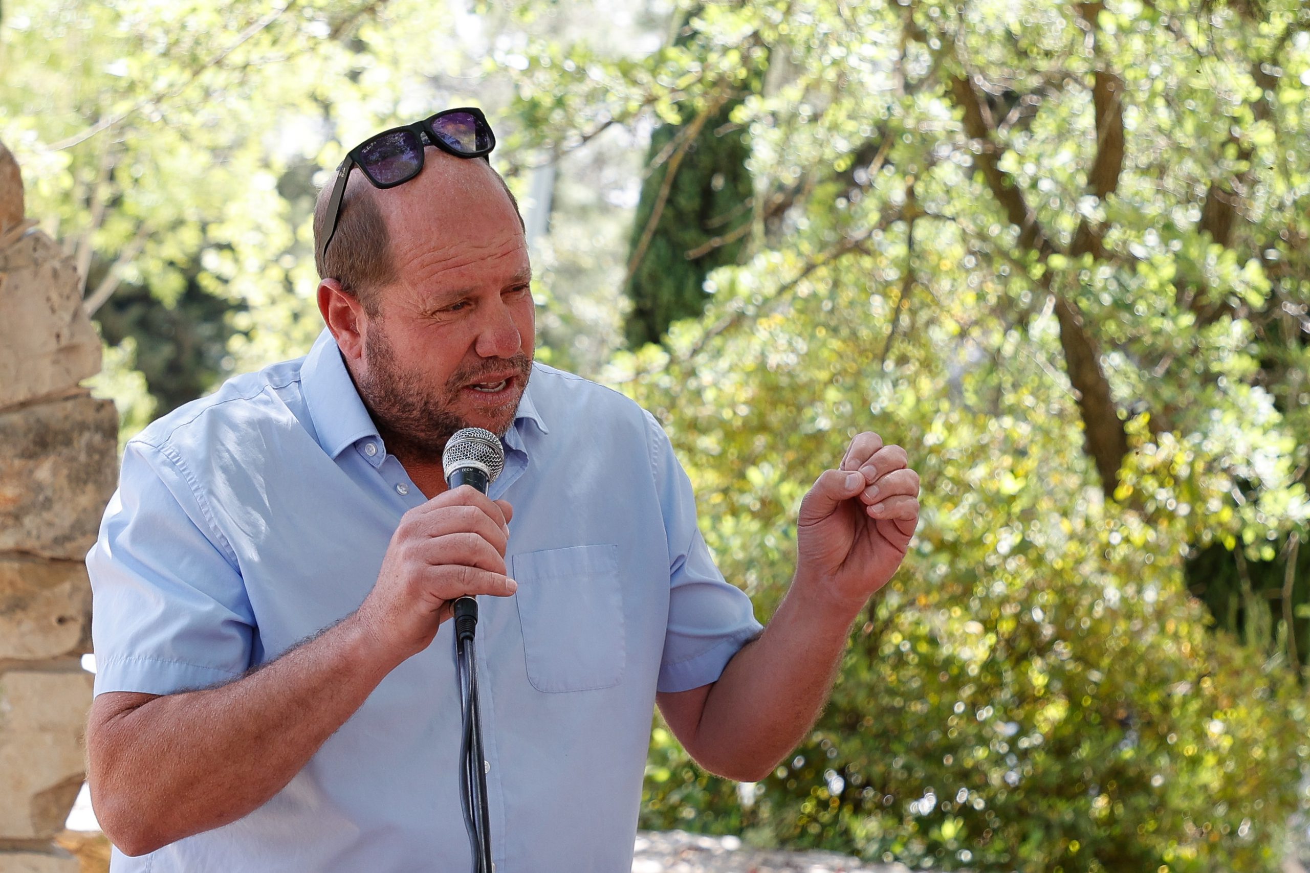 ראש מועצת גוש עציון ירון רוזנטל |