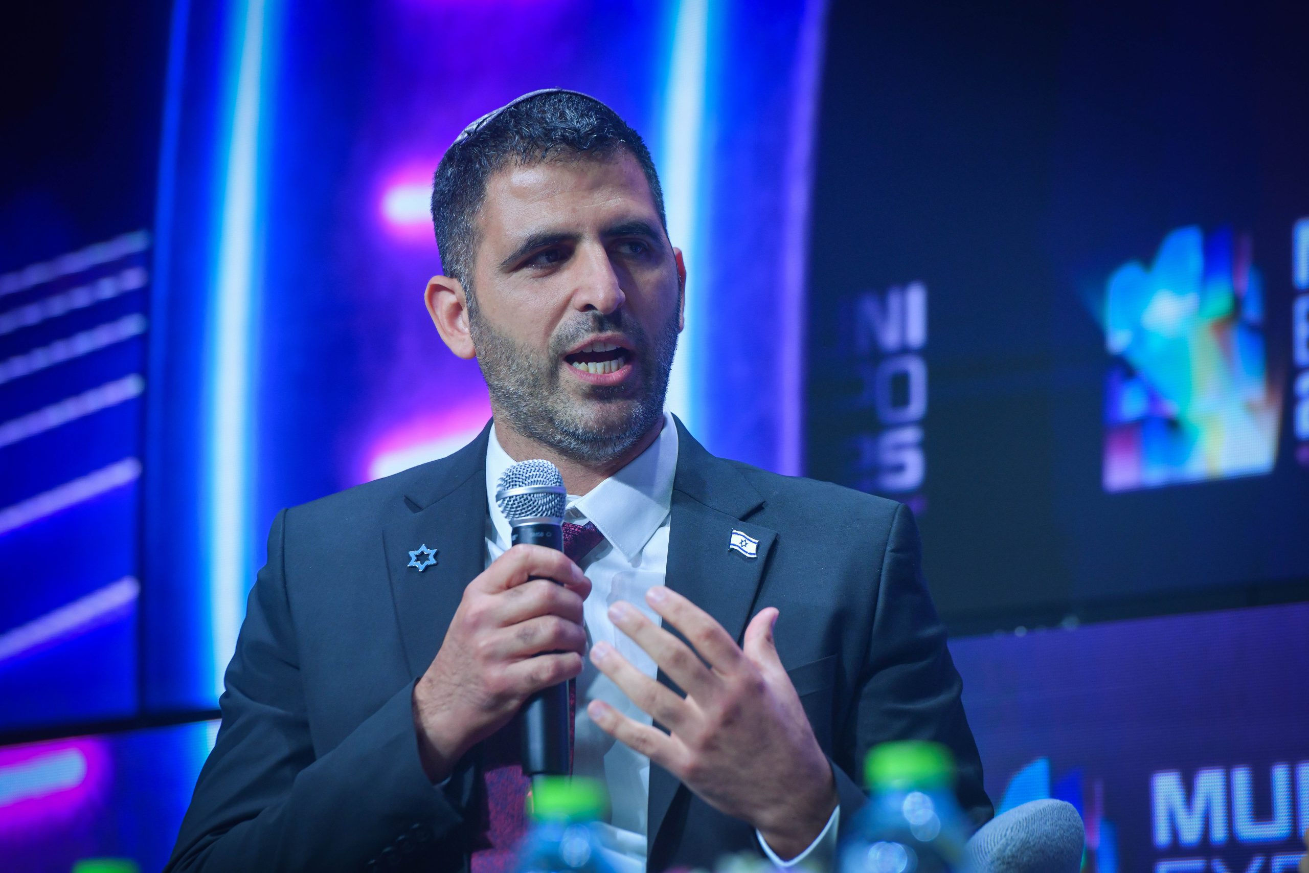 תחנות ארציות חדשות: הרפורמה ברדיו יוצאת לדרך