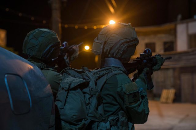 לילה נרחב של מעצרים ואיתור אמל"ח בשומרון | צפו
