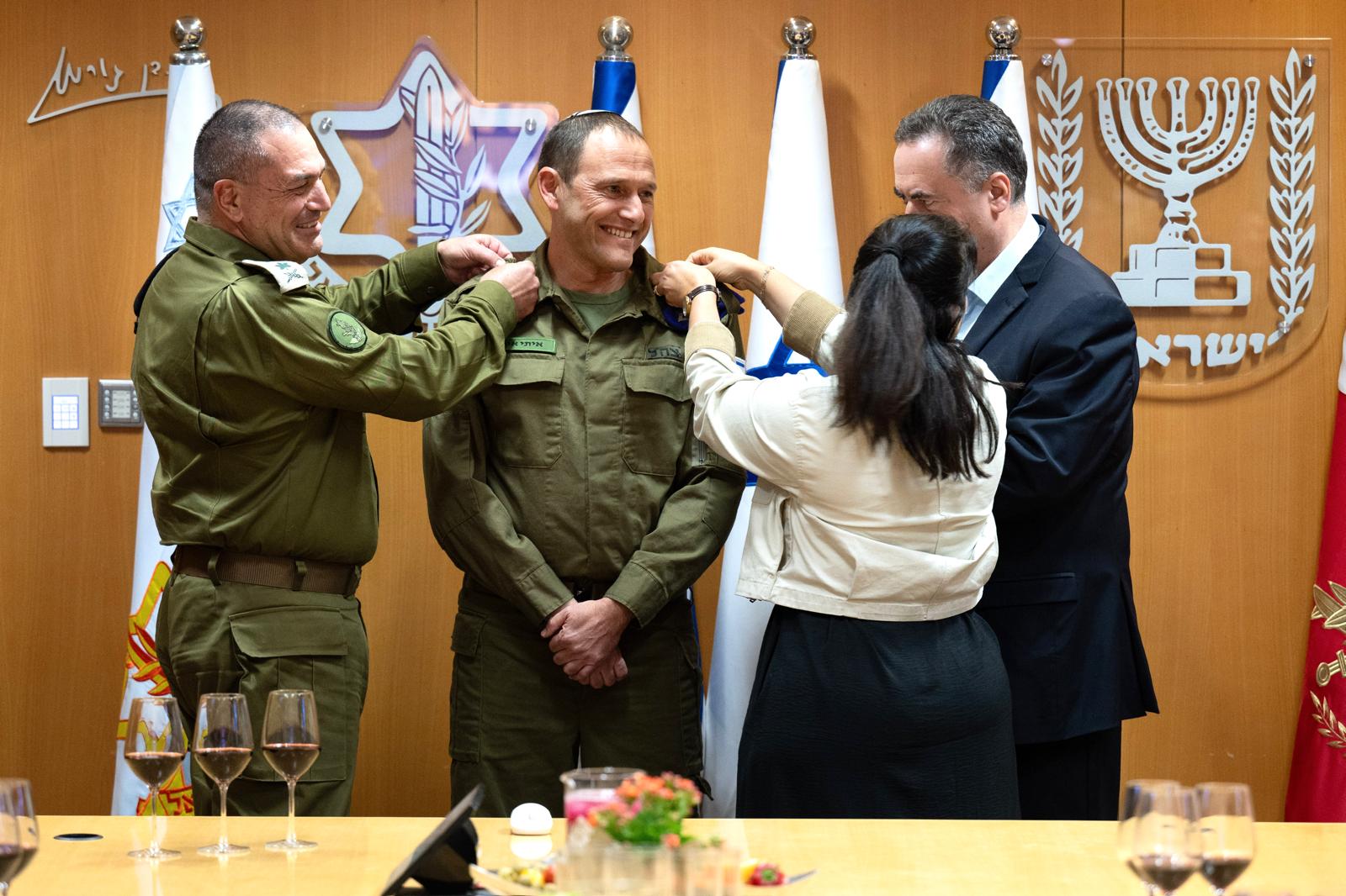 רשמית: איתי אופיר הועלה בדרגות ונכנס לתפקיד הפצ"ר