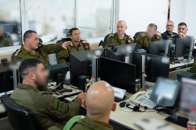 הרמטכ"ל בחטיבת מנשה (דובר צה"ל)