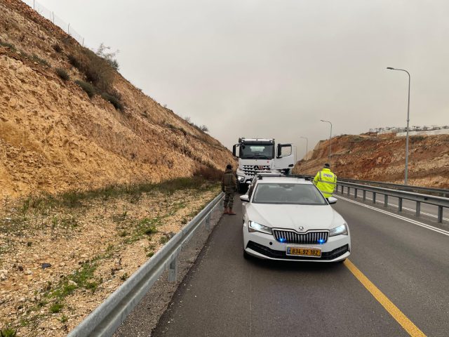 המשאית |