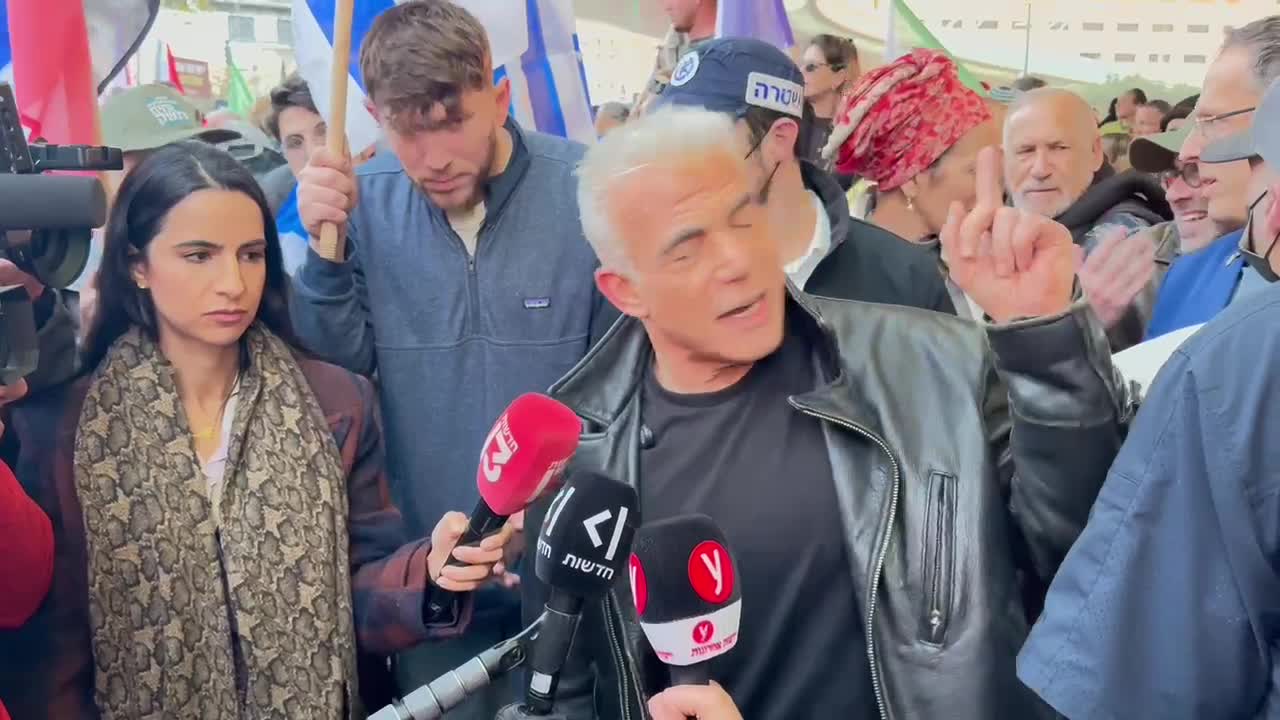 יאיר לפיד בעצרת למען הגיוס