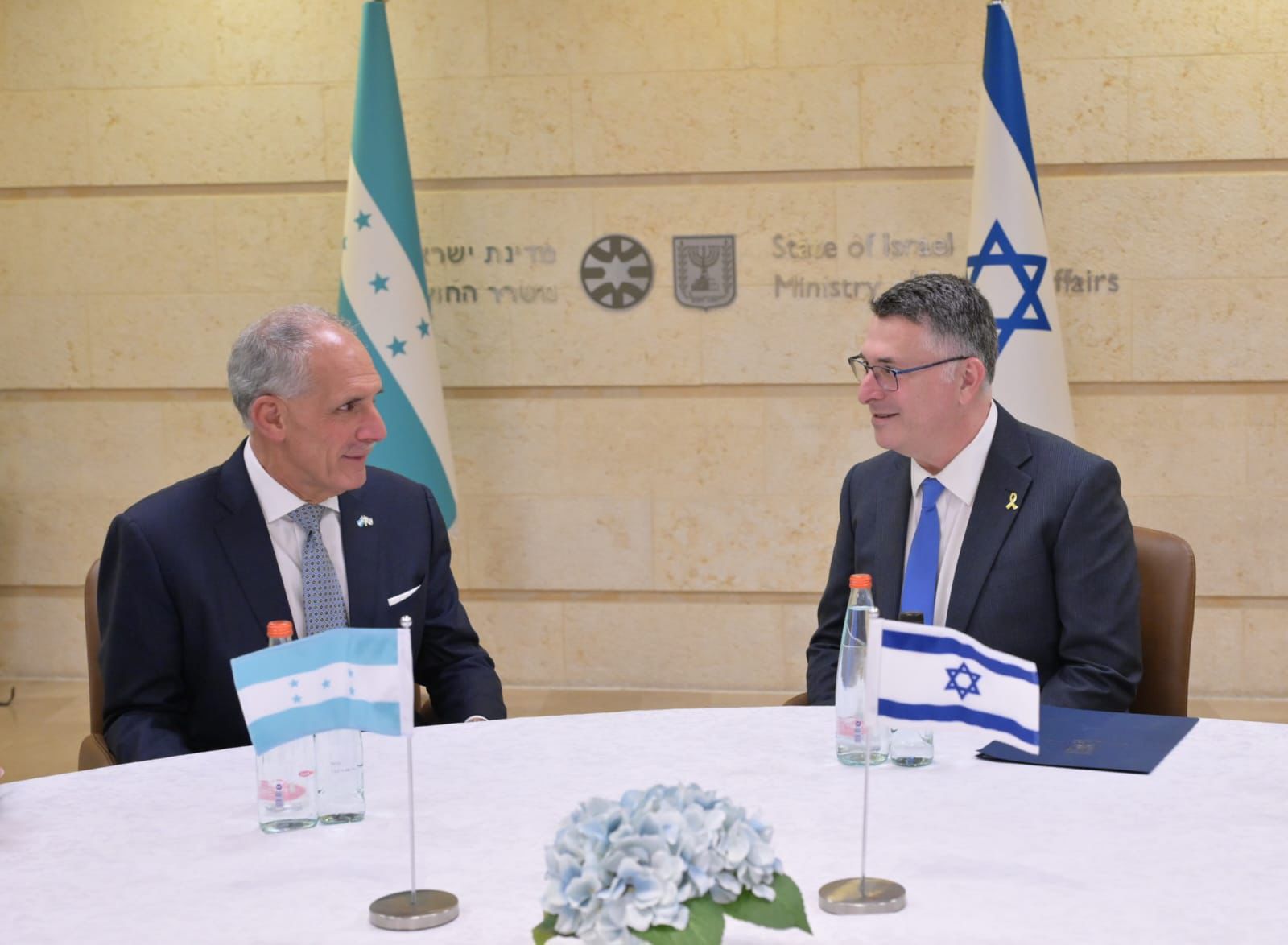 נשיא הונדורס הנבחר: כבר ביום הראשון – נקבל את השגריר הישראלי