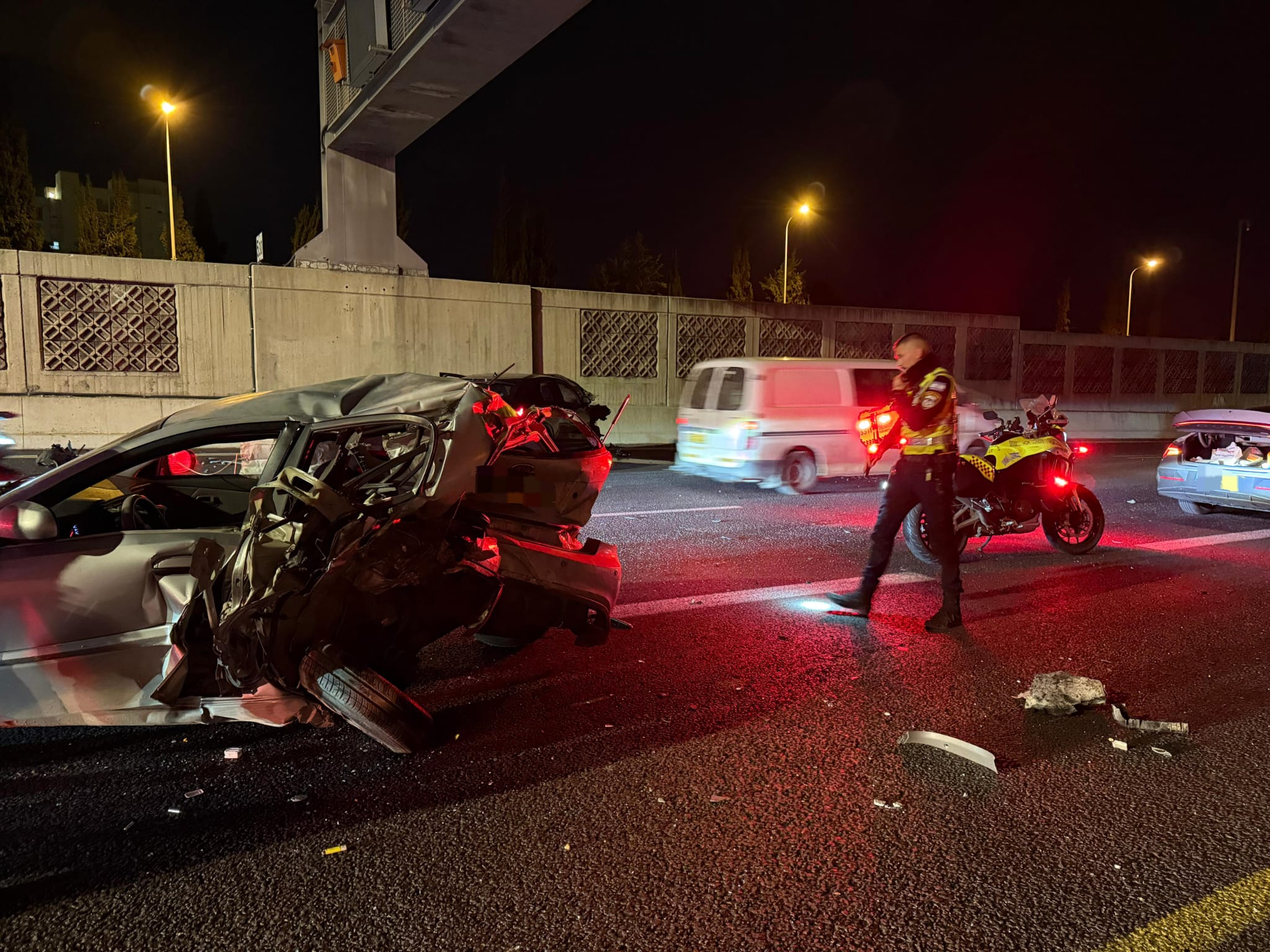 הקטל בדרכים: בן 25 נהרג בתאונה בכביש 20, פצועים קשה בכביש 6