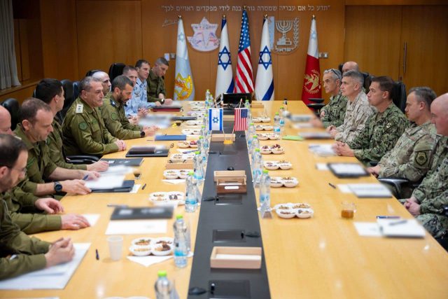המפגש עם הבכירים הנוספים |