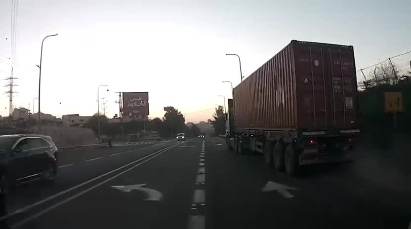 נהג משאית שיכור