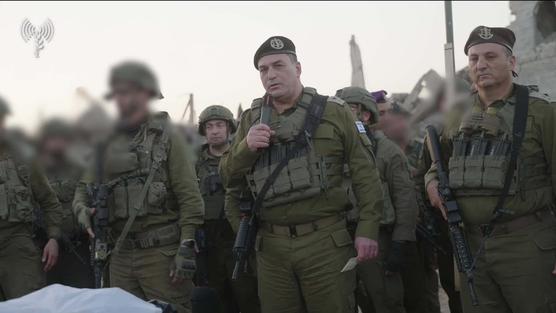 הרמטכ"ל ליד קברו של רן גאוילי
