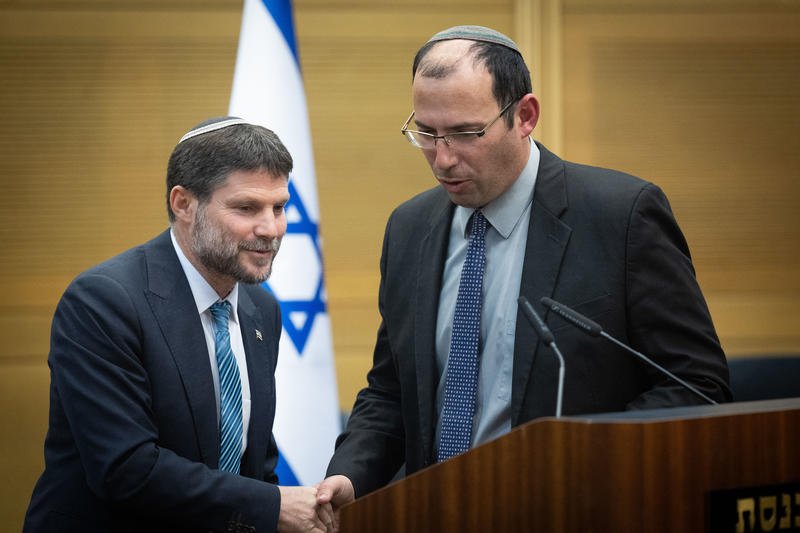בצל הסקרים: האם זו המפלגה החדשה של סמוטריץ' ורוטמן?