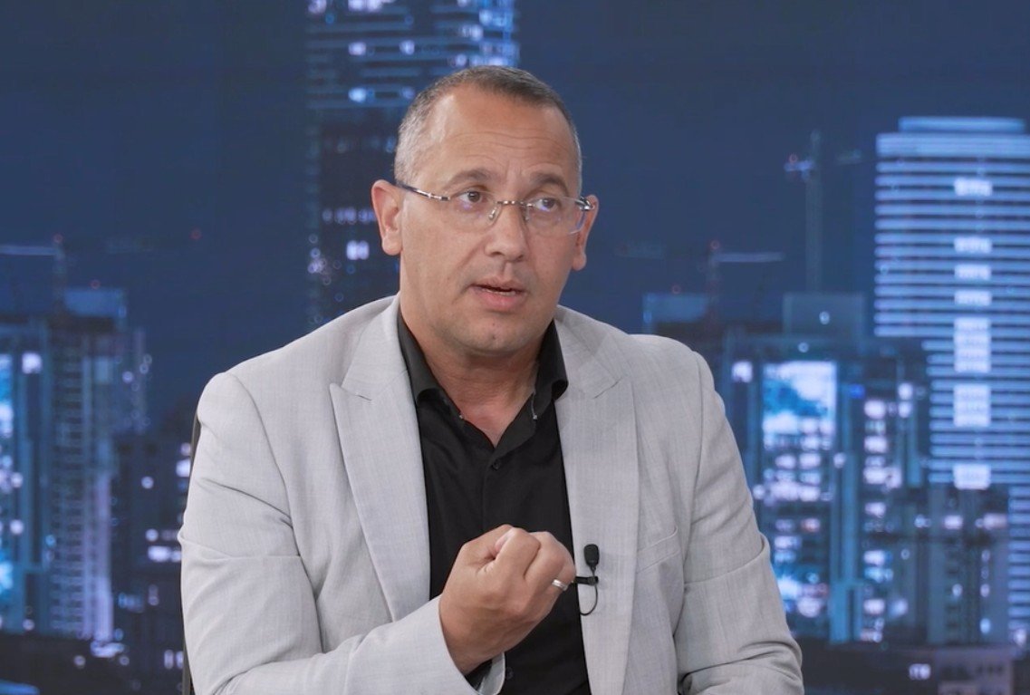 שרון שרעבי באולפן סרוגים