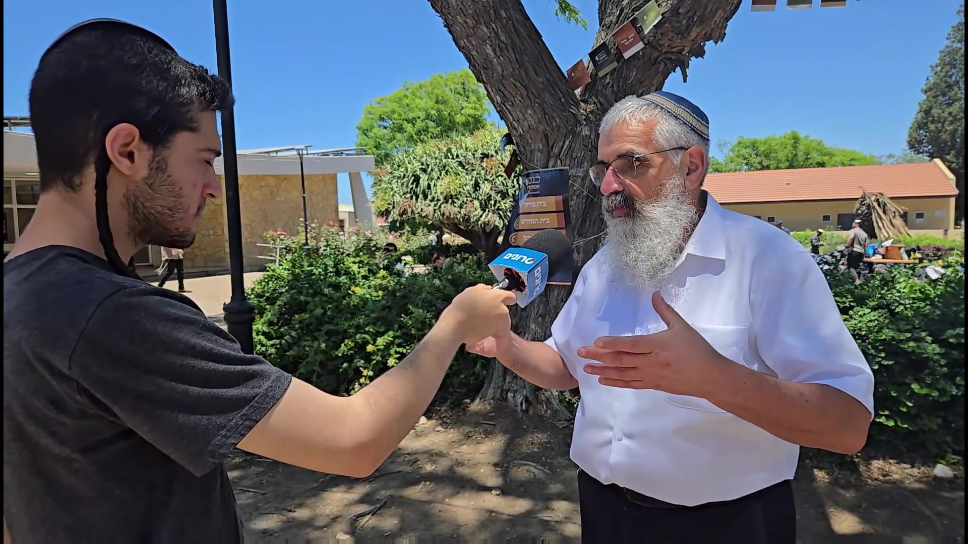 הנישואין המאוחרים במגזר: הרב שרלו מסביר מה השתבש