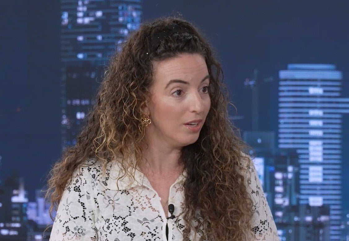 השרה עידית סילמן באולפן סרוגים