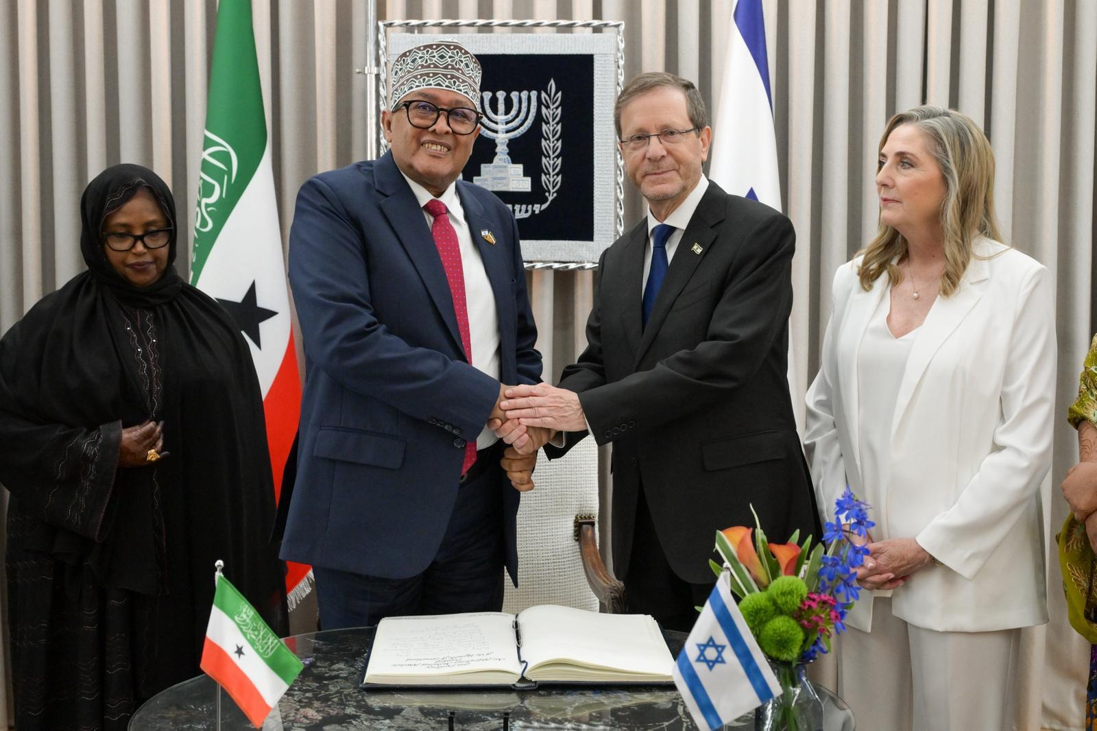 נשיא המדינה ונשיא סומלילנד