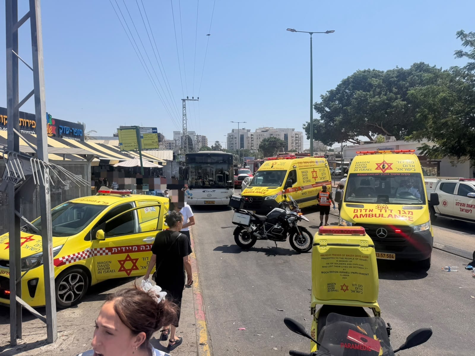 נקבע מותה של פצועה נוספת מתאונת הדרכים באשקלון 2026 - צֶדֶק - iustitia. Bg נקבע מותה של פצועה נוספת מתאונת הדרכים באשקלון 2026 eac1b220 8ff8 11f1 a5da ff62c4ed9169 h1200 w1600 מניין ההרוגים עלה: שעות אחרי שדווח על תאונת הדרכים הקטלנית באשקלון, בה אישה כבת 80 נדרסה למוות, בבית החולים ברזילי... Iustitia. Bg נקבע מותה של פצועה נוספת מתאונת הדרכים באשקלון 2026 2026-08-04 18:08:55 צֶדֶק - iustitia. Bg