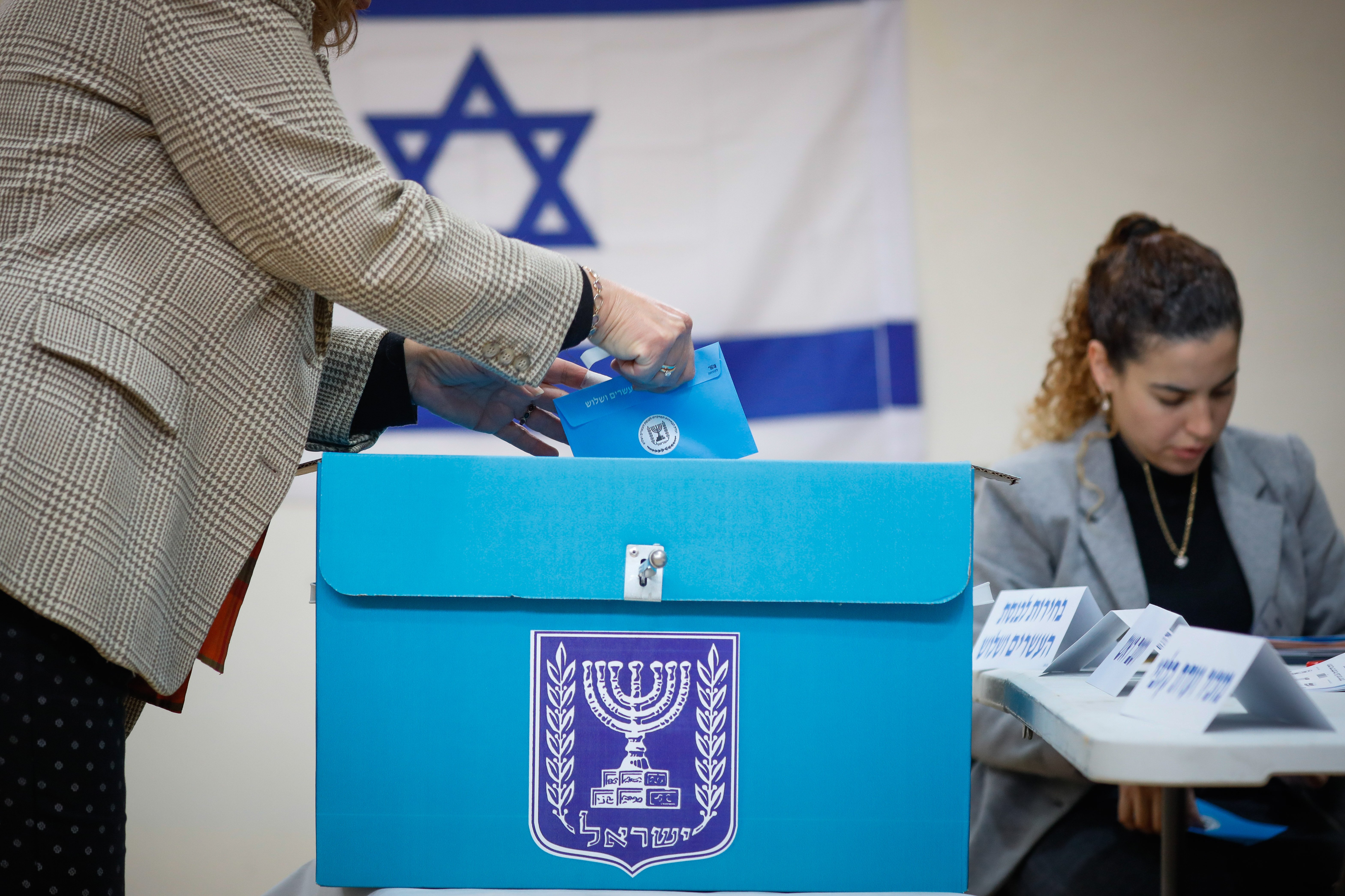 רגע לפני שאתם יוצאים להצביע: כל מה שחייבים לדעת